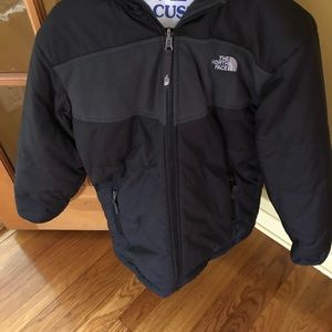 North face reversible boy’s jacket